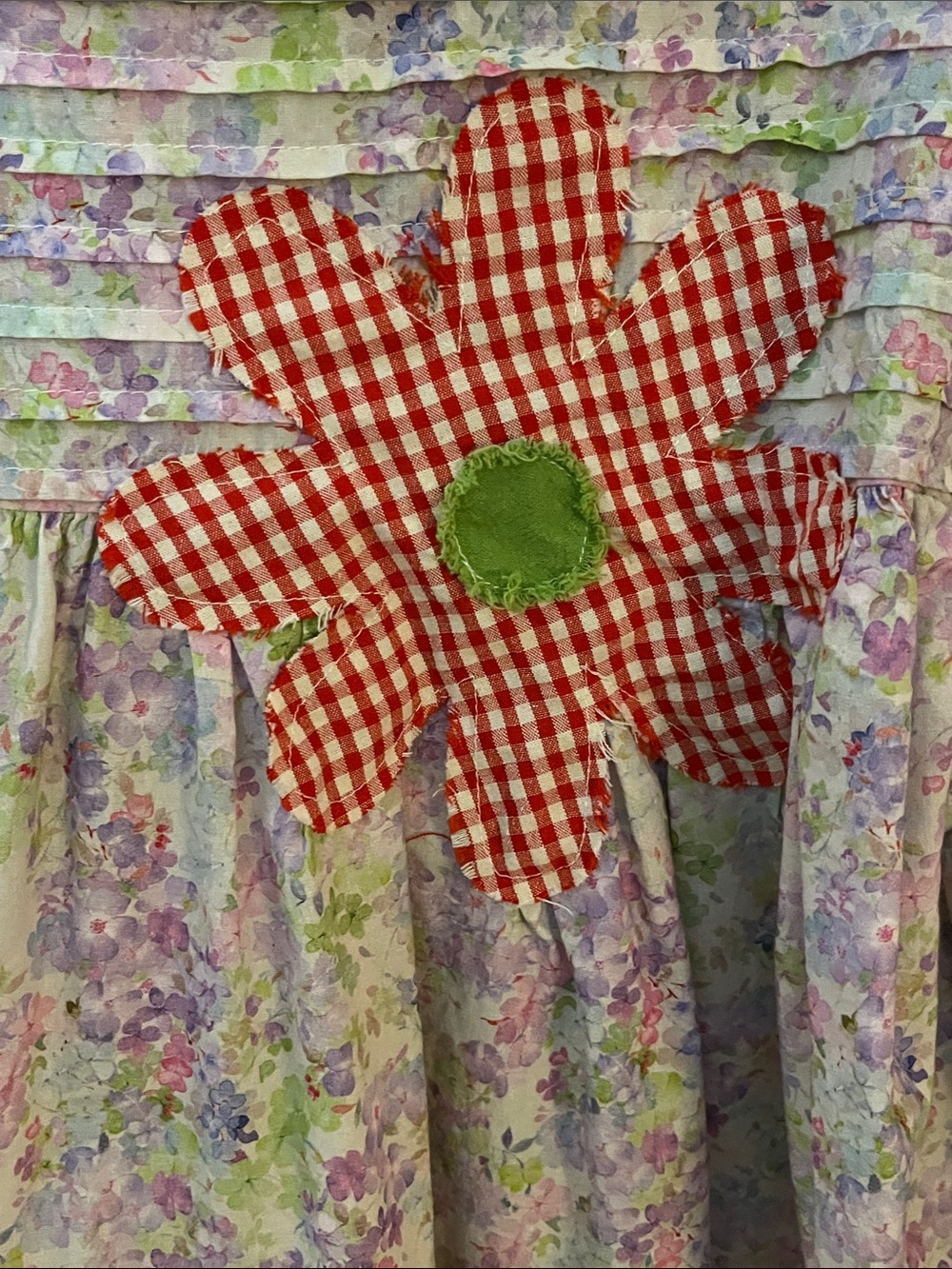 Easel Lavender-Pink-Green Floral Puff-Sleeve Top w/Applique Flowers & Pintucks - Picture 3 of 9